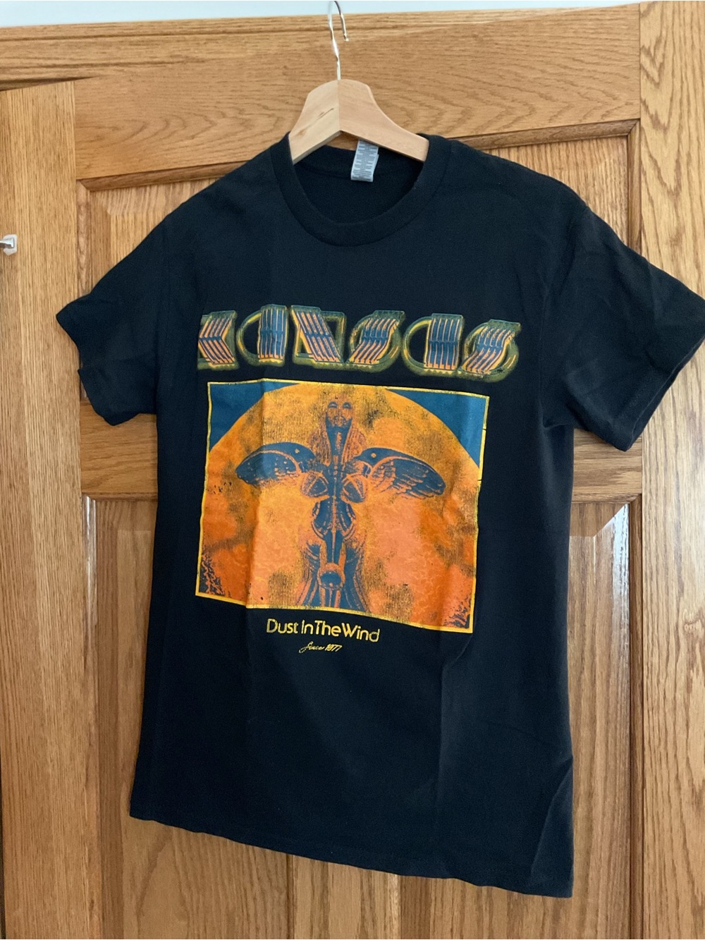 Black Kansas  'Dust In The Wind' Graphic Unisex Tee Small